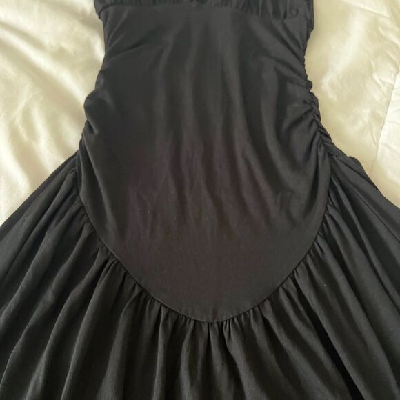 ASOS DESIGN plunge curve hem mini dress with ruched waist in black black size 2 - Picture 8 of 10